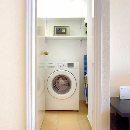 Sea View Maisonette * גליפאדה