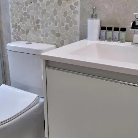 Sea View Maisonette דירה