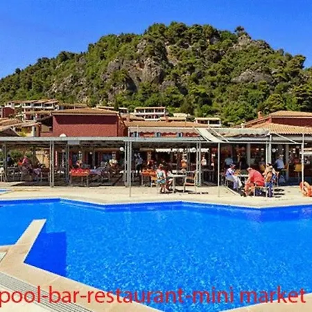 Апартаменты Sea View Maisonette *