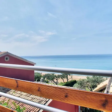Lägenhet Sea View Maisonette