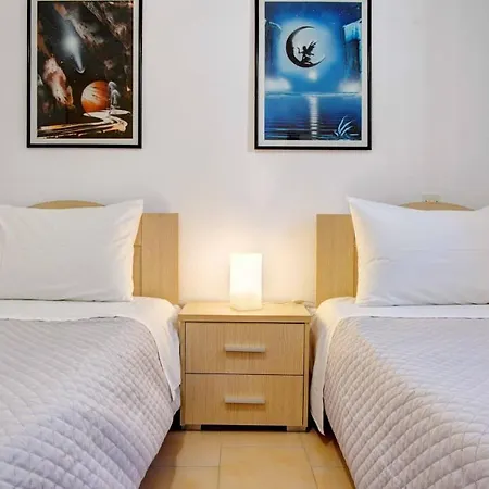 Sea View Maisonette * Glifada