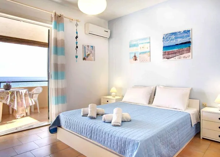Апартаменты Sea View Maisonette *