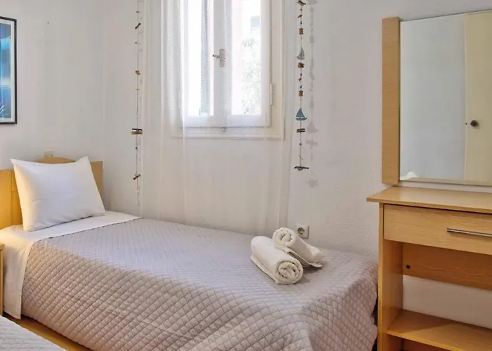 Апартаменты Sea View Maisonette *