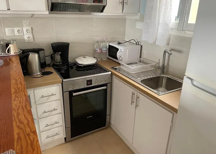 Sea View Maisonette Glifada