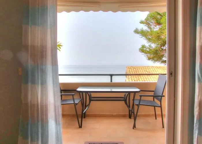 Sea View Maisonette Apartament